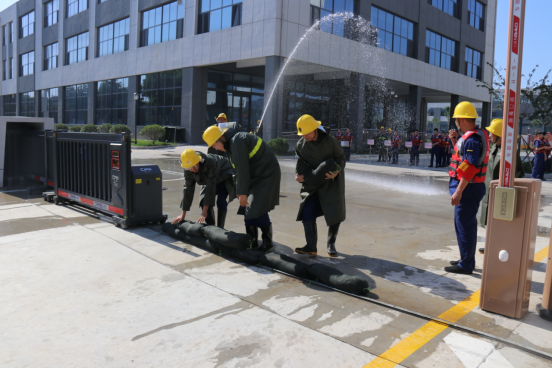 “以‘演’促防 以‘練’備戰(zhàn)”公司保稅區(qū)廠區(qū)開展2024年自然災(zāi)害（防臺風(fēng)、防汛）處置演練活動650.png